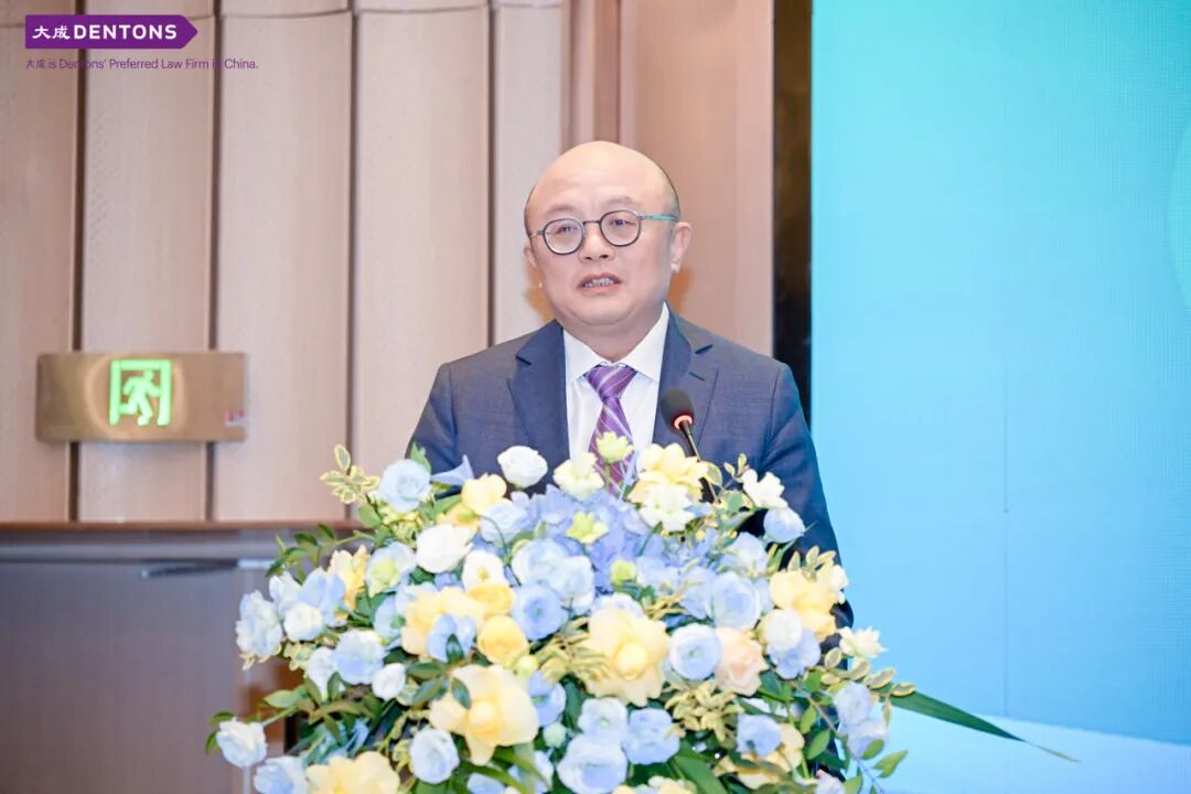 1764726624109735.jpg 论坛李晨.jpg